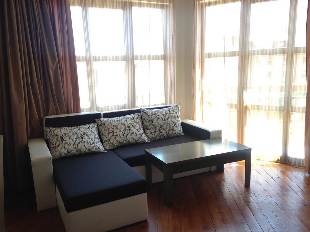 Apartments In Eagle'S Nest Банско Екстериор снимка
