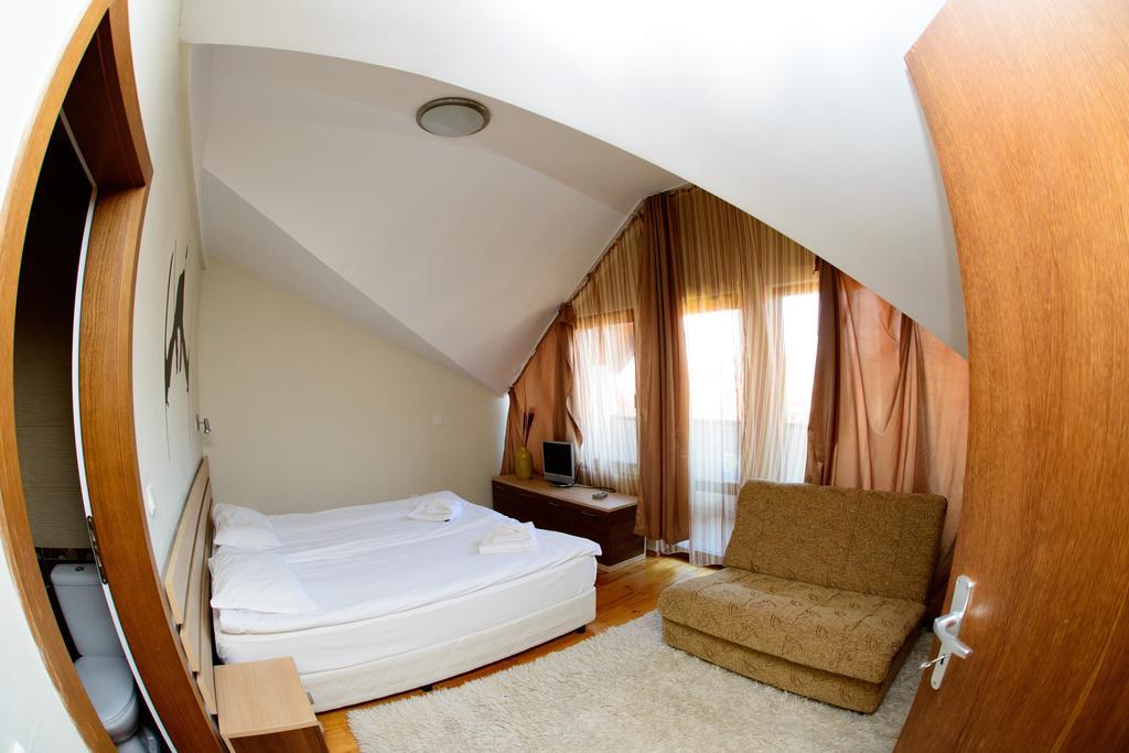 Apartments In Eagle'S Nest Банско Екстериор снимка