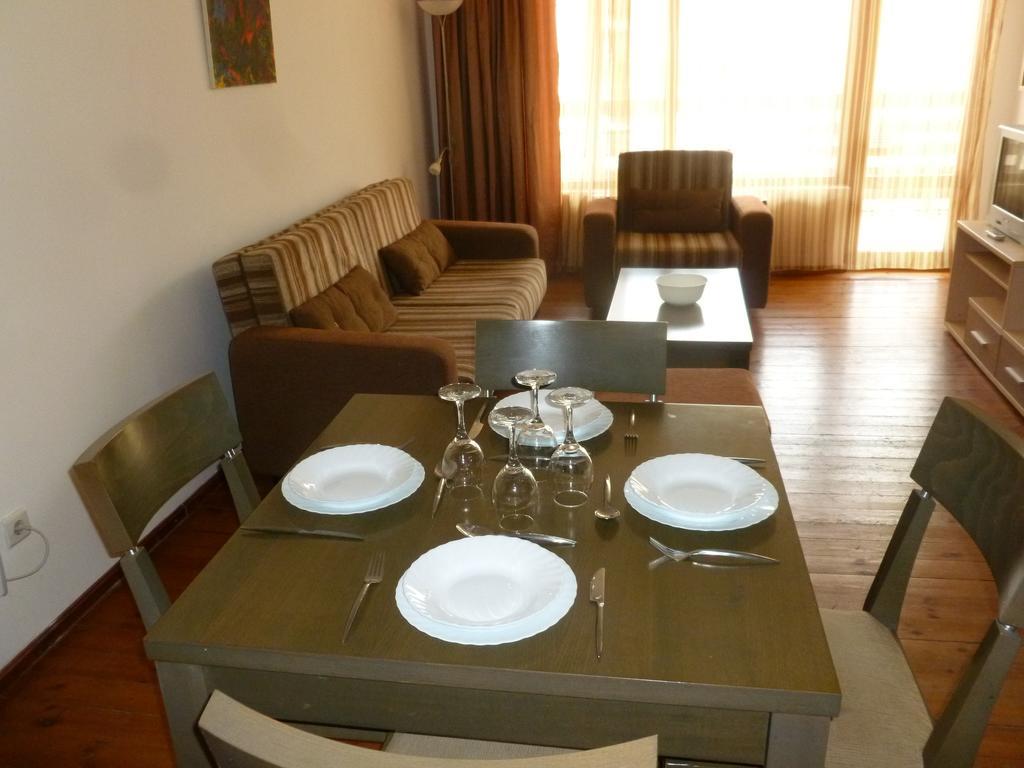 Apartments In Eagle'S Nest Банско Стая снимка