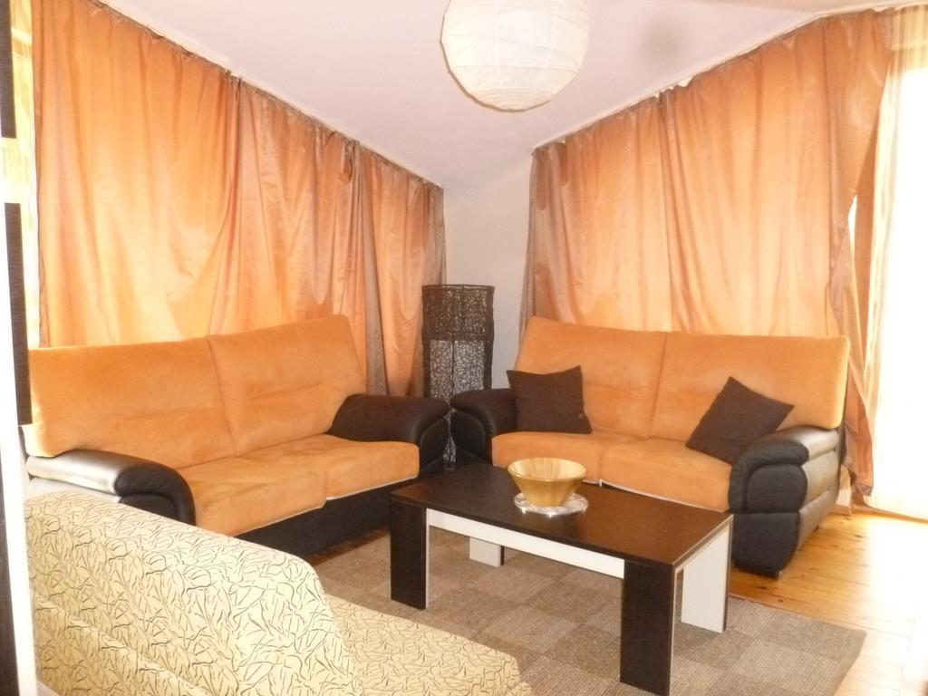 Apartments In Eagle'S Nest Банско Стая снимка